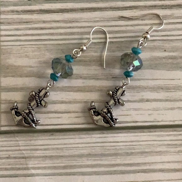 Handmade nautical sparkling blue earrings - Picture 1 of 3